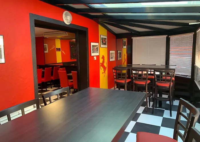 Le Cosy Отель Pont-de-Cheruy
